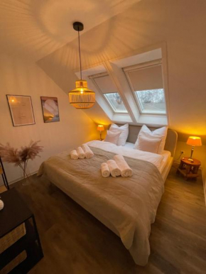 Sonnige Dachwohnung nahe dem Klinikum.